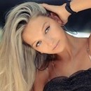 Kiss_Anna