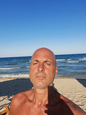 Dimo, 48 yrs.old from DUSSELDORF, Germany