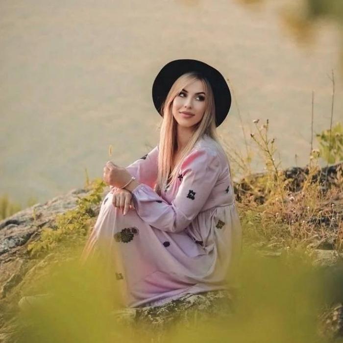 Ksenia, 36 yrs.old from Eastern Europe