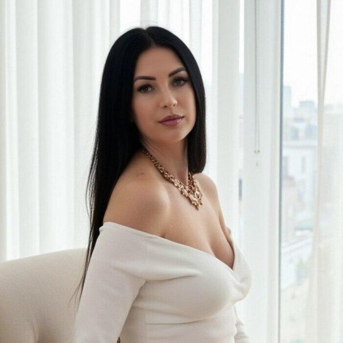 Anna, 38 yrs.old from Eastern Europe