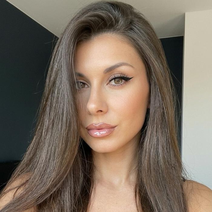 Anna, 34 yrs.old from Eastern Europe