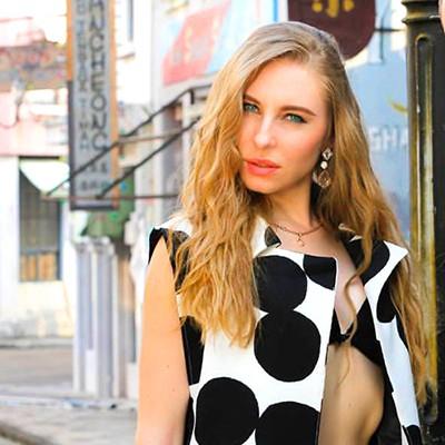 Ulia, 33 yrs.old from Eastern Europe