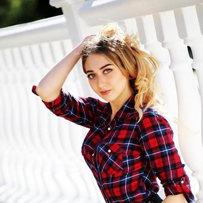 Viktoria, 34 yrs.old from Khmelnytskyi, Ukraine