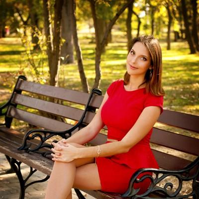 Marina, 30 yrs.old from Eastern Europe