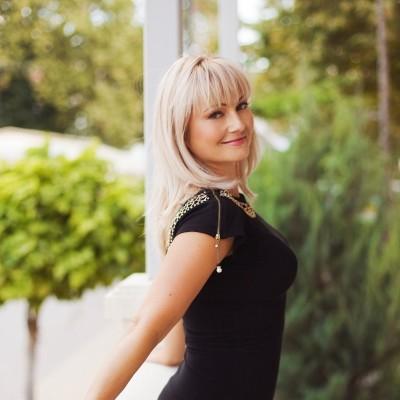 Victoriya, 45 yrs.old from Eastern Europe