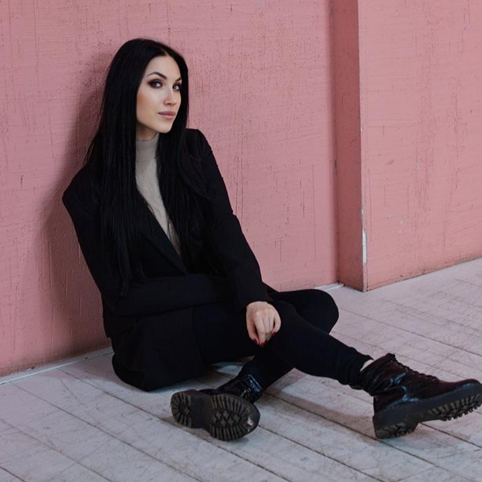 Elena, 33 yrs.old from Eastern Europe