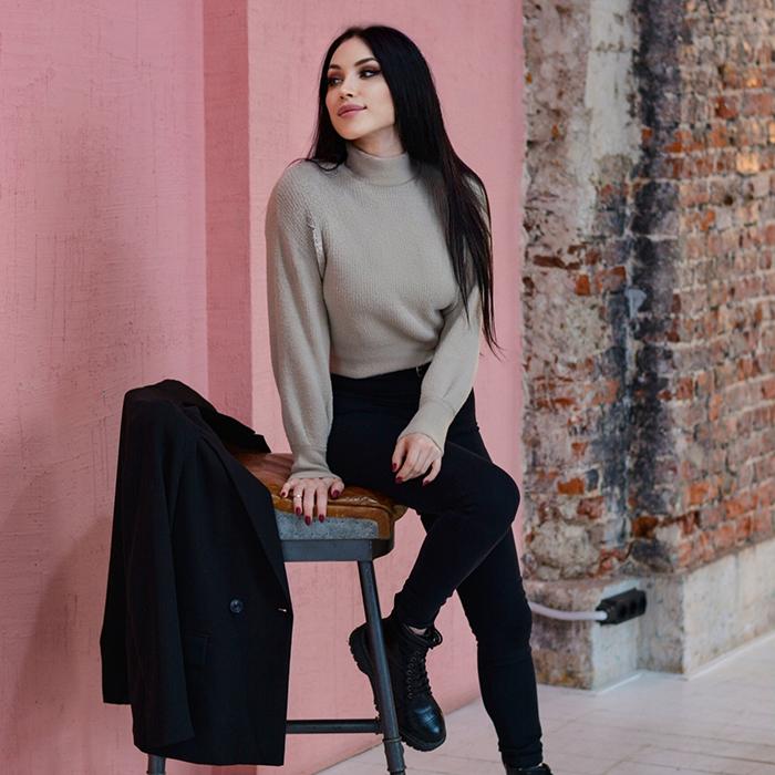 Elena, 33 yrs.old from Eastern Europe
