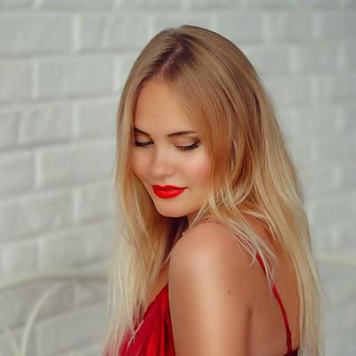 Elina, 32 yrs.old from Kiev, Ukraine