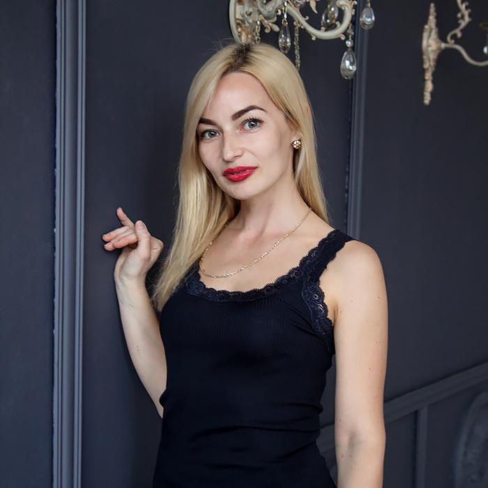 Mariya, 44 yrs.old from Eastern Europe