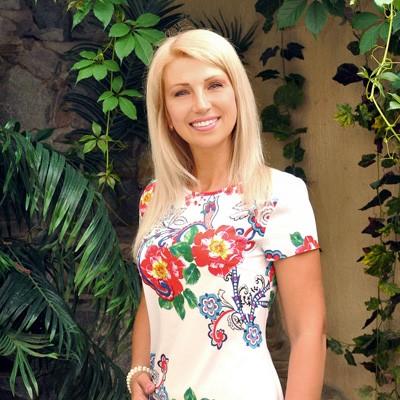 Julia, 54 yrs.old from Khar'kiv, Ukraine