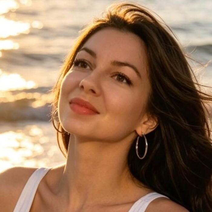 Elena, 41 yrs.old from Eastern Europe