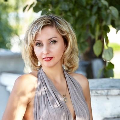 Alla, 45 yrs.old from Khmelnytskyi, Ukraine