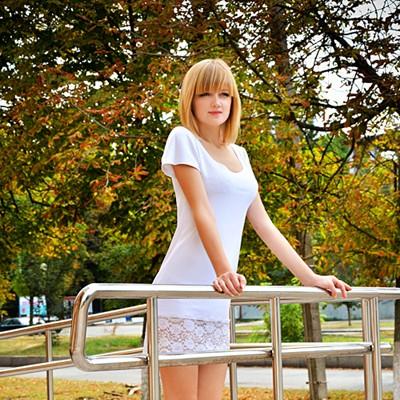 Dana, 30 yrs.old from Poltava, Ukraine