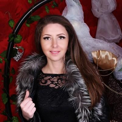 Elena, 40 yrs.old from Khmelnytskyi, Ukraine