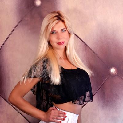 Anna, 40 yrs.old from Khar'kiv, Ukraine