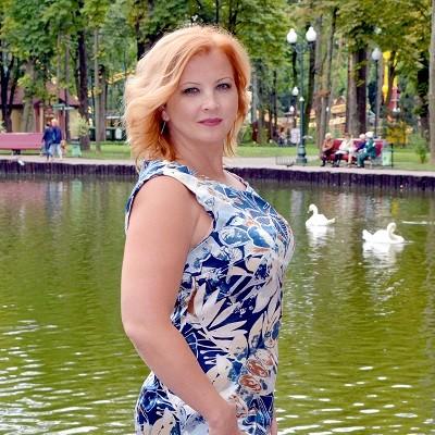 Tatyana, 50 yrs.old from Chernivtsi, Ukraine