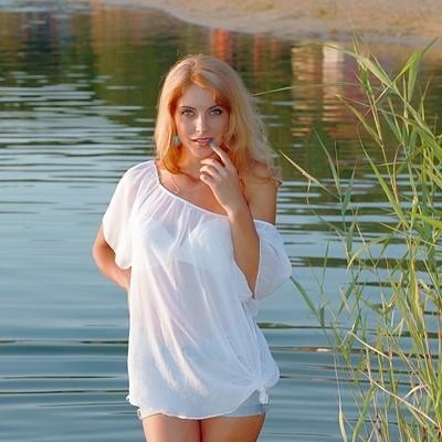 Yana, 33 yrs.old from Kharkov, Ukraine