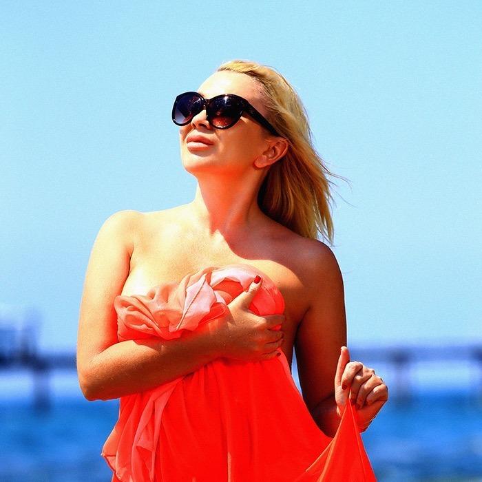 Anna, 50 yrs.old from Eastern Europe