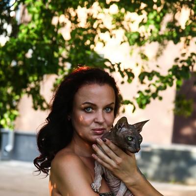Irina, 45 yrs.old from Eastern Europe