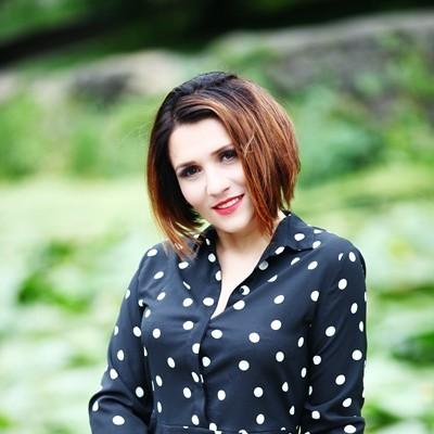 Elena, 47 yrs.old from Khmelnytskyi, Ukraine