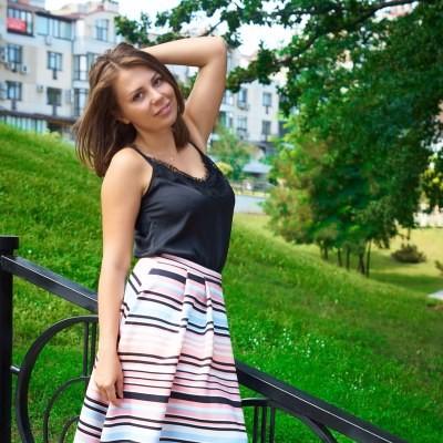 Elena, 40 yrs.old from Kiev, Ukraine