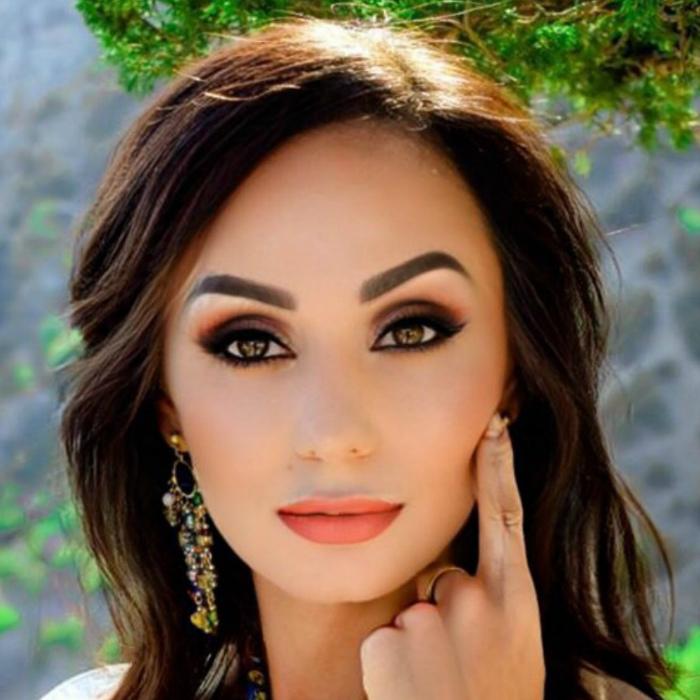 Elena, 41 yrs.old from Eastern Europe