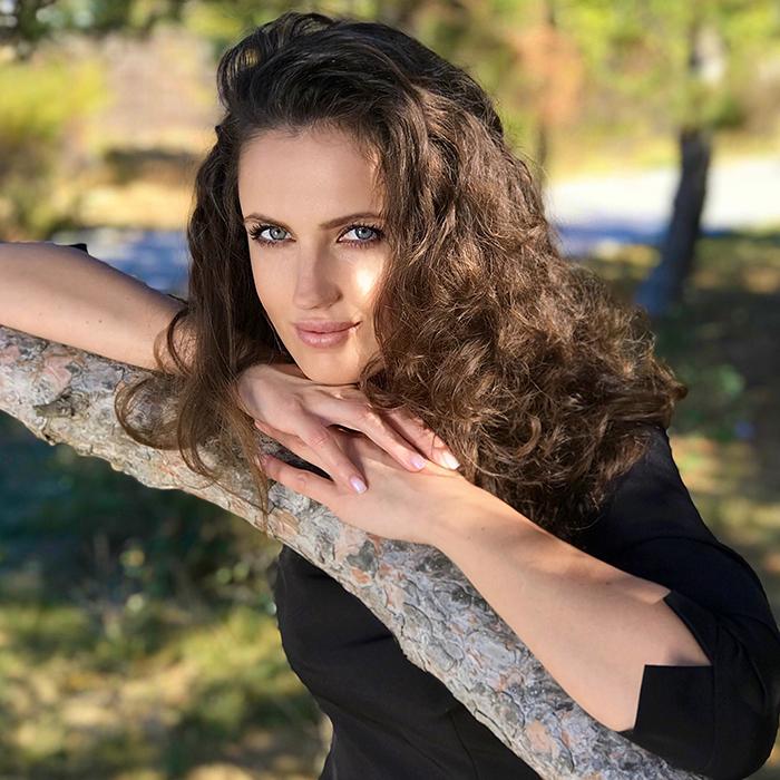 Oksana, 35 yrs.old from Eastern Europe