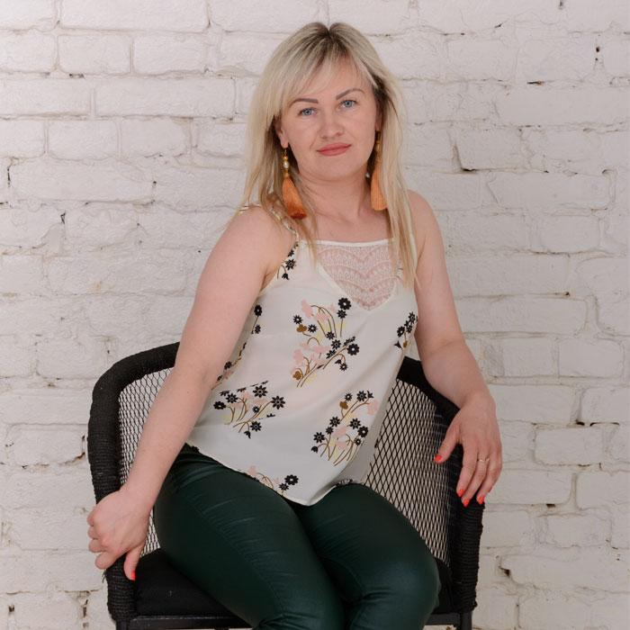 Elena, 40 yrs.old from Kharkov, Ukraine