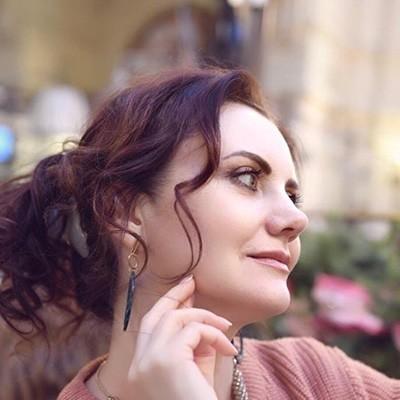 Elena, 52 yrs.old from Eastern Europe