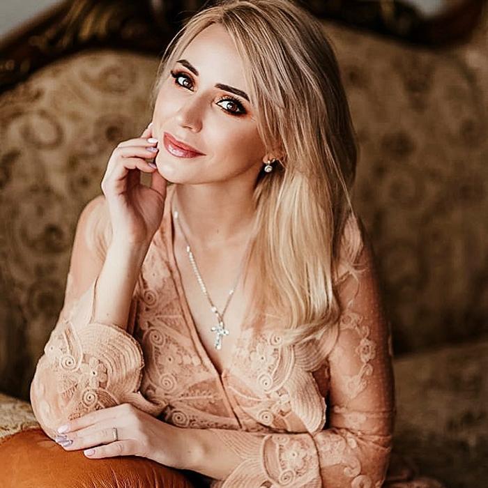 Kristina, 37 yrs.old from Eastern Europe