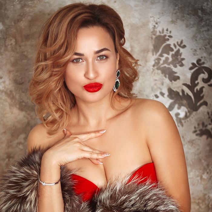 Anna, 41 yrs.old from Eastern Europe