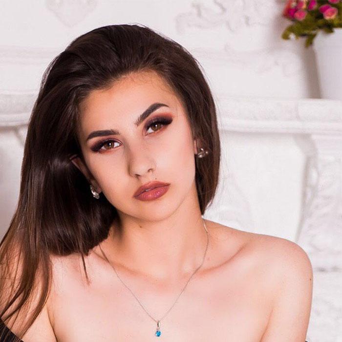 Amina, 23 yrs.old from Kharkov, Ukraine