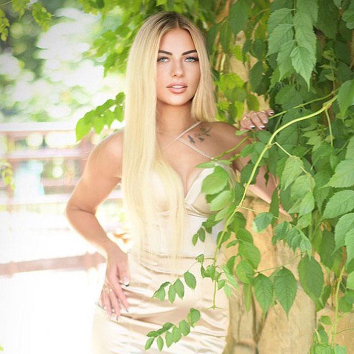 Alina, 30 yrs.old from Kharkov, Ukraine