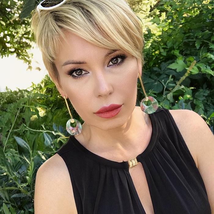 Oksana, 52 yrs.old from Eastern Europe