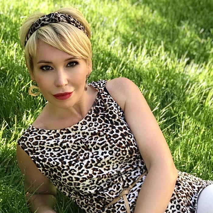 Oksana, 52 yrs.old from Eastern Europe