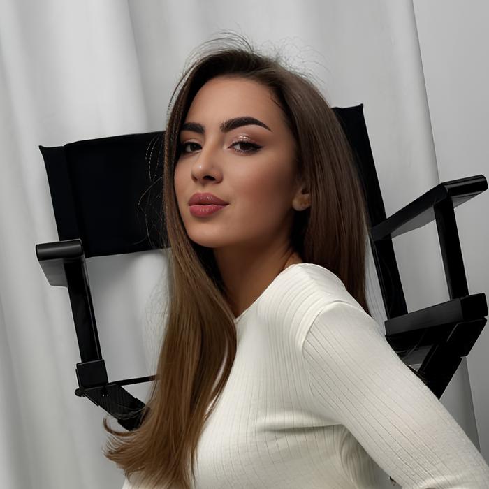 Alina, 23 yrs.old from Eastern Europe Alina, 23 yrs.old from Eastern Europe