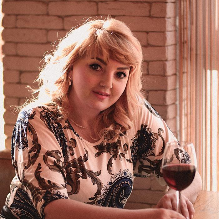 Elena, 50 yrs.old from Berdyansk, Ukraine