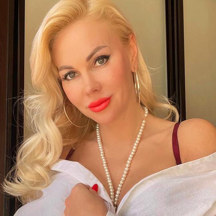 Julia, 43 yrs.old from Kyiv, Ukraine