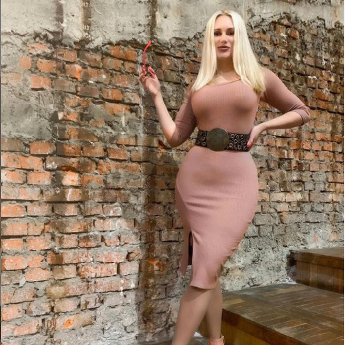 Ksenia, 34 yrs.old from Eastern Europe