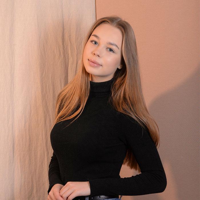 Julia, 22 yrs.old from Kharkov, Ukraine