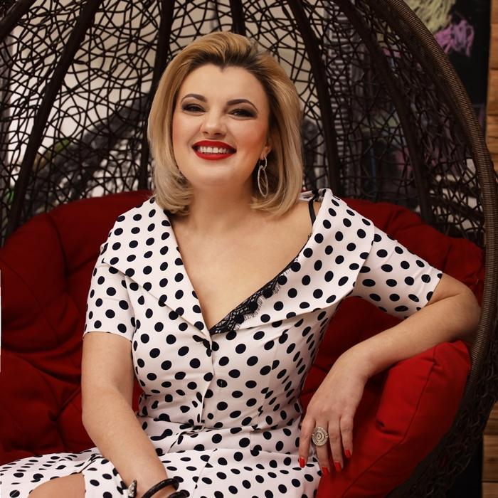 Elena, 44 yrs.old from Khmelnytskyi, Ukraine
