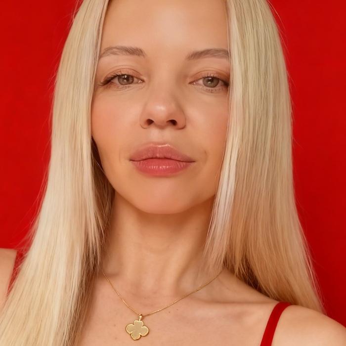 Irina , 40 yrs.old from Eastern Europe