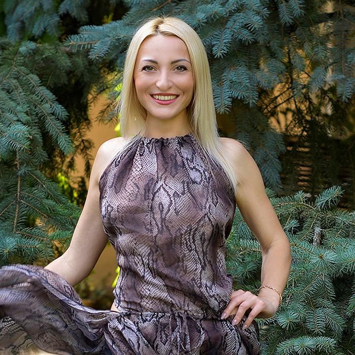 Elena, 37 yrs.old from Kharkov, Ukraine