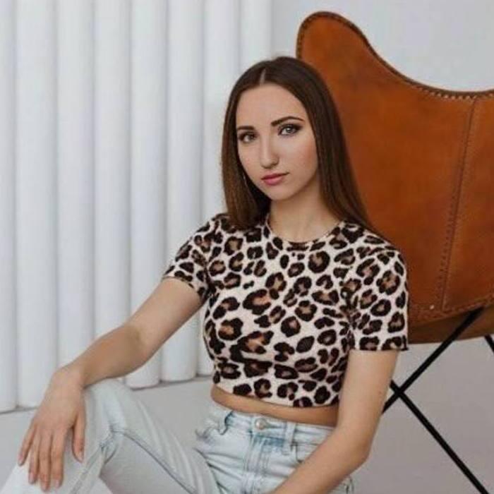 Alyona, 30 yrs.old from Eastern Europe