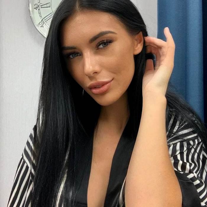 Adelya, 28 yrs.old from Eastern Europe