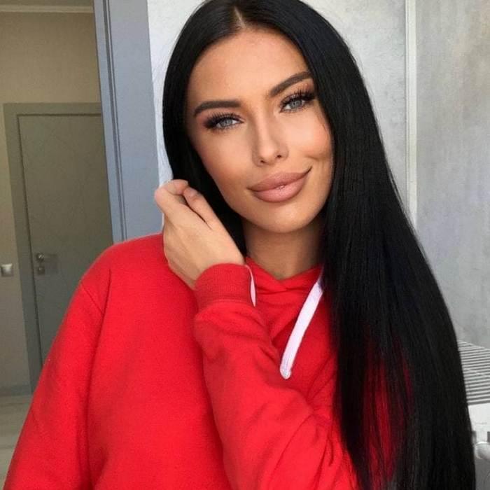 Adelya, 28 yrs.old from Eastern Europe