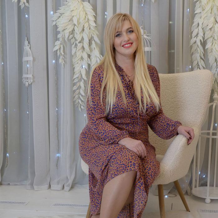 Oksana, 46 yrs.old from Chuhuev, Ukraine