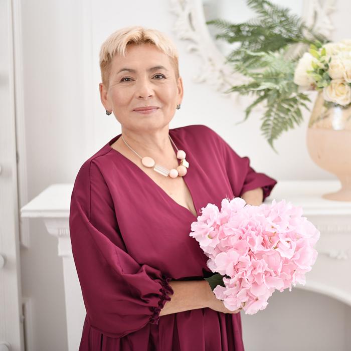 Albina, 60 yrs.old from Eastern Europe