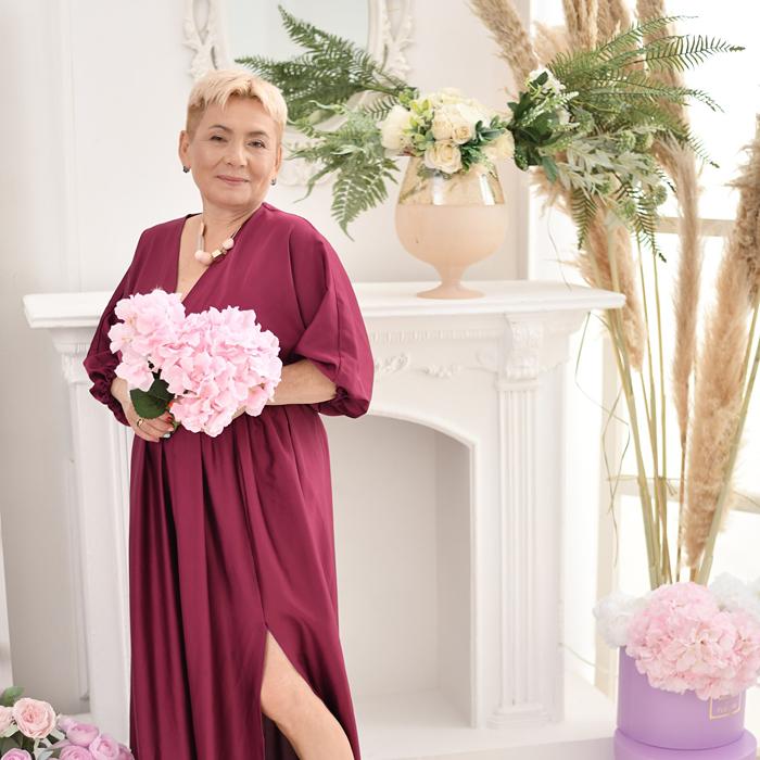 Albina, 60 yrs.old from Eastern Europe
