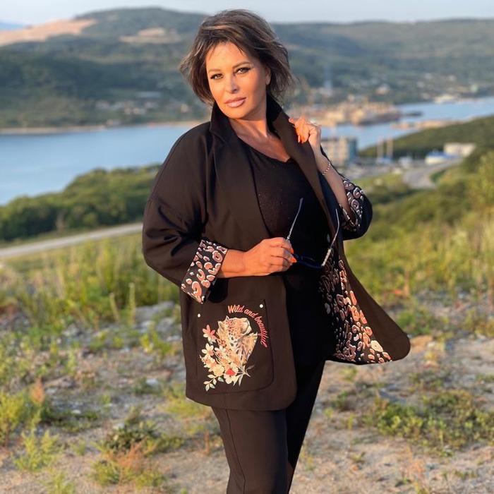 Angela, 63 yrs.old from Eastern Europe